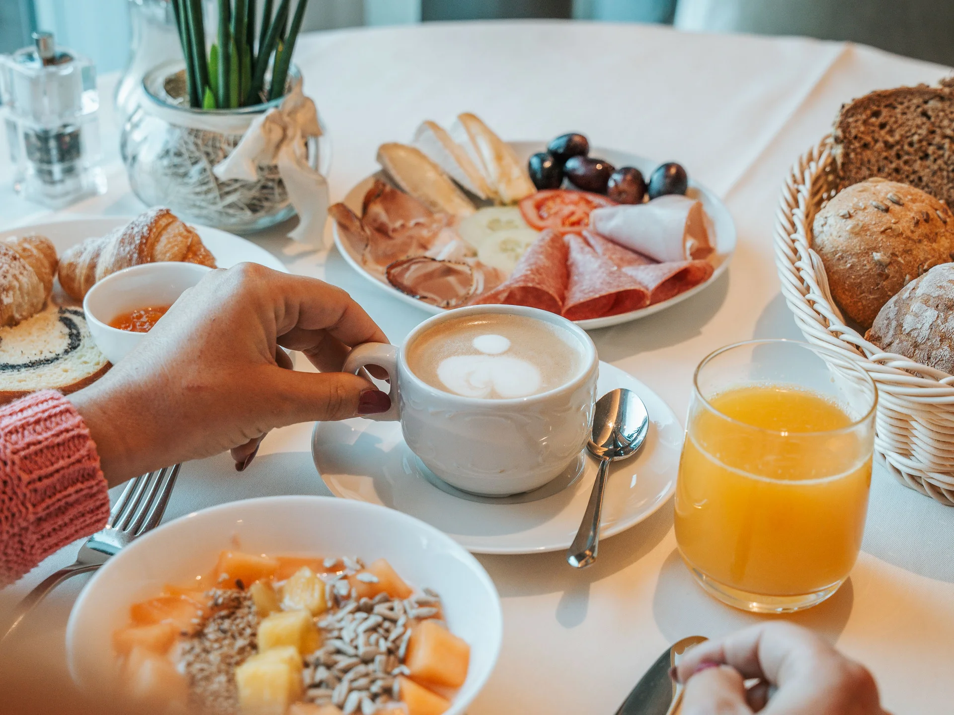 Echt genießen im Hotel mit ¾-Pension Echt genießen im Hotel mit ¾-Pension