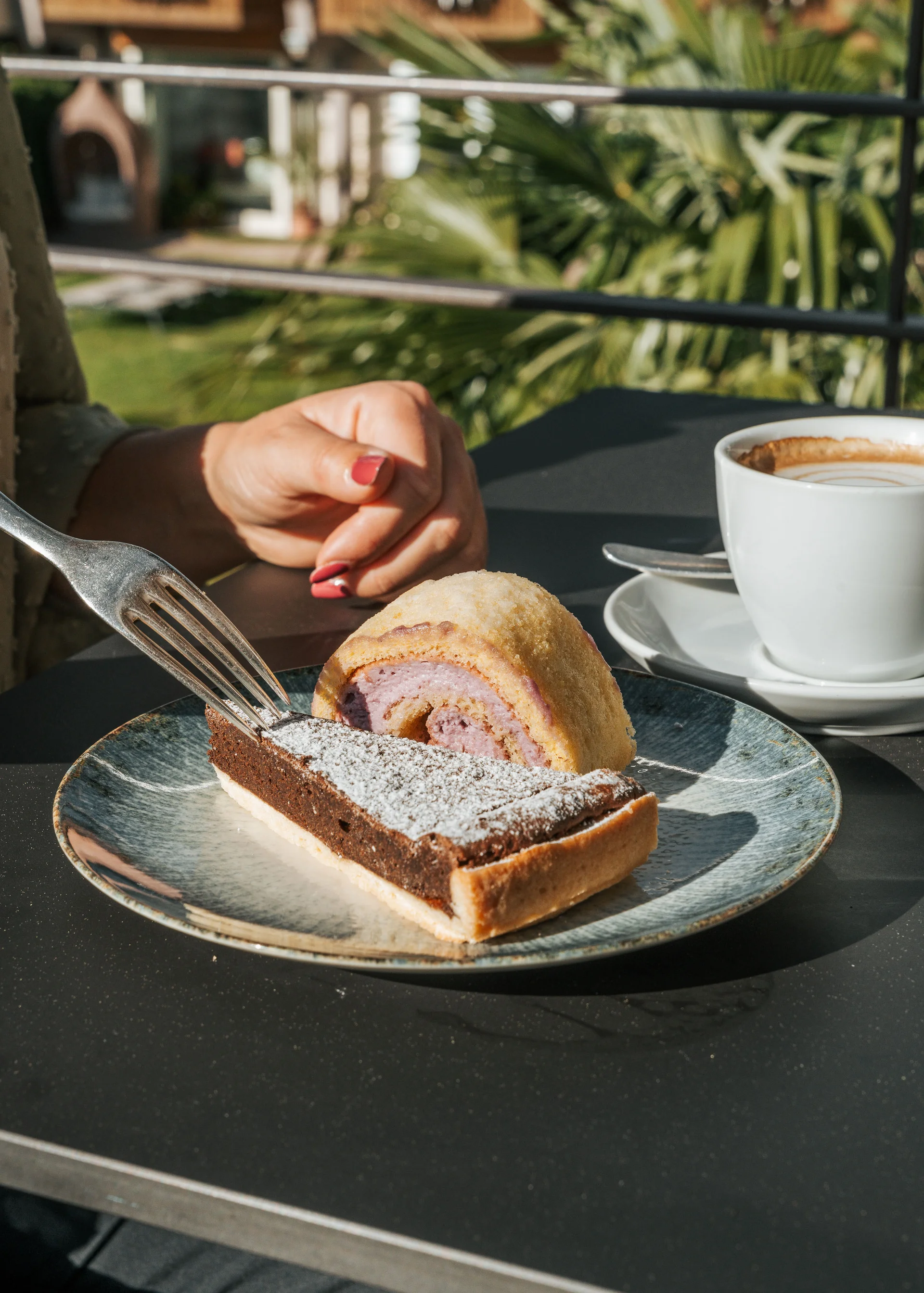 Das Herzstück des Kröll: unsere Bar und Lounge Das Herzstück des Kröll: unsere Bar und Lounge