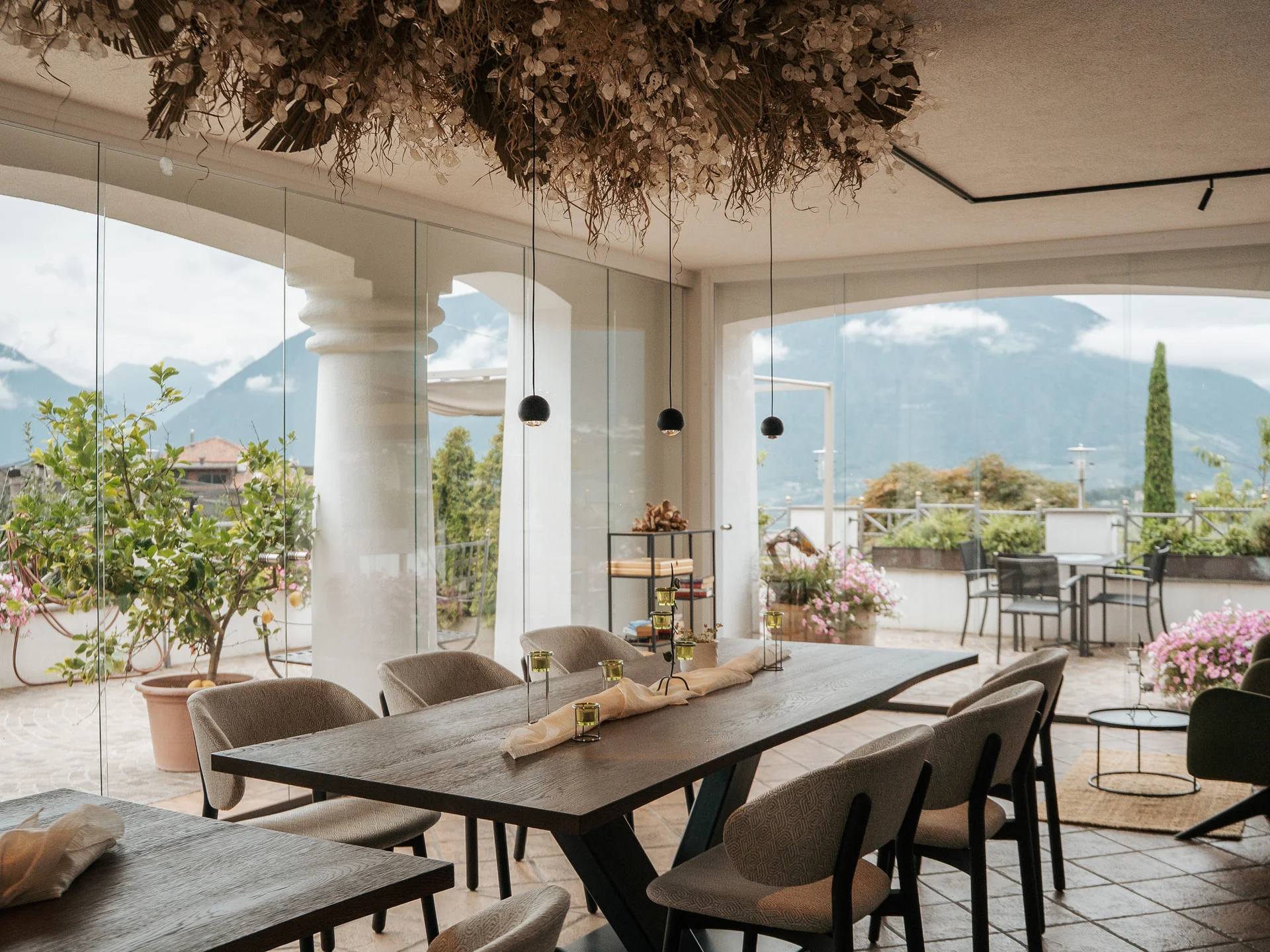 Euer Hotel in Schenna für Momente in #echtzeit Euer Hotel in Schenna für Momente in #echtzeit